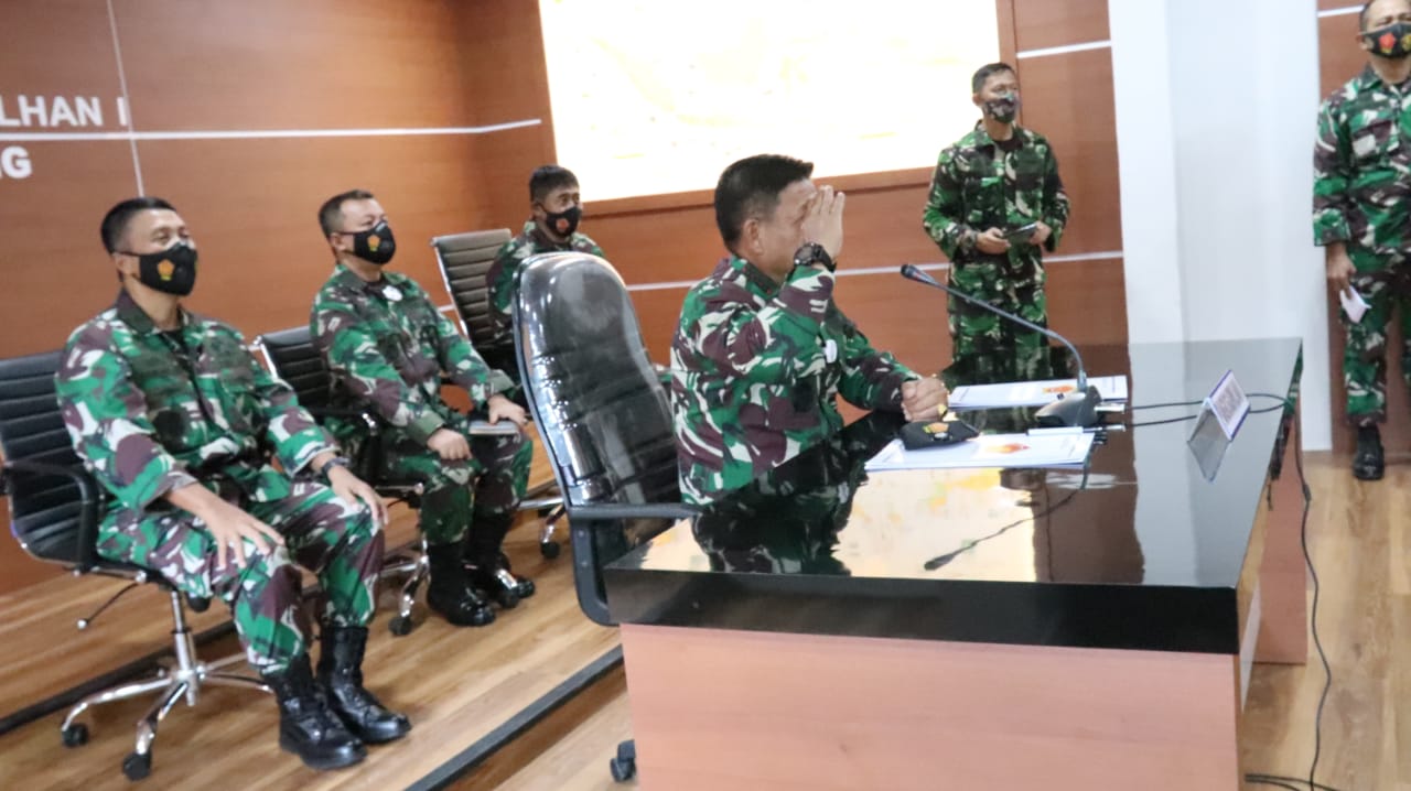 MELALUI VICON PANGKOGABWILHAN I LAKSDYA TNI I N.G. ARIAWAN S.E., M.M MEMBUKA RAKOR INTELIJEN JAJARAN KOGABWILHAN I TAHUN 2020