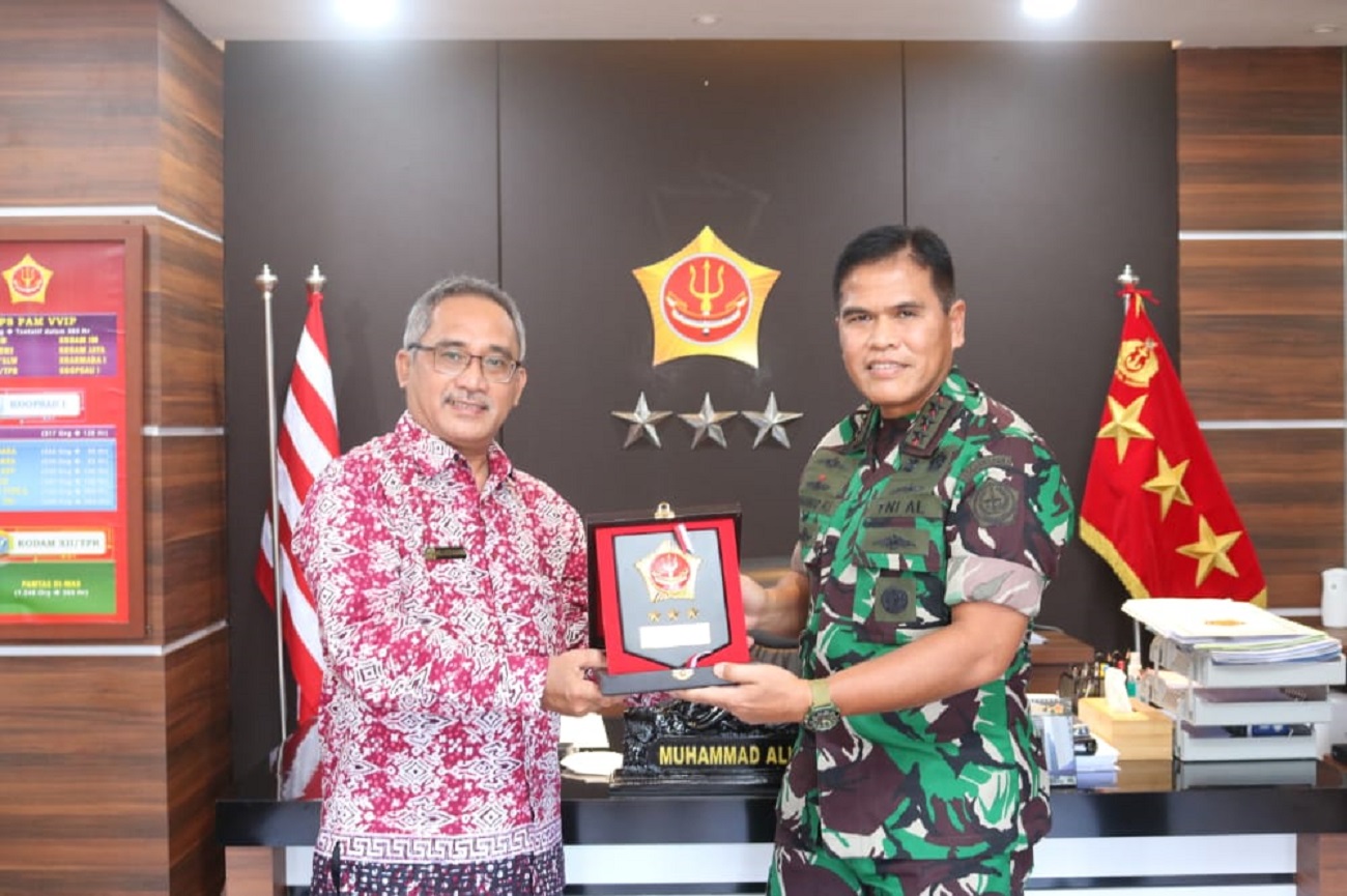 PANGKOGABWILHAN I MENERIMA KUNJUNGAN PUSAT PENELITIAN BADAN KEAHLIAN DPR-RI
