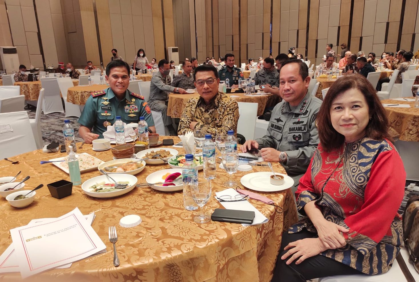 PANGKOGABWILHAN I MENGHADIRI ACARA RAPAT KOORDINASI STAF KEPRESIDENAN